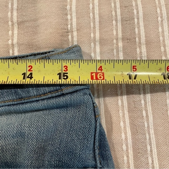 Zara Woman Medium Rise Slim Fit Straight Leg Stretch Distressed Denim Jeans 4 - Picture 9 of 11